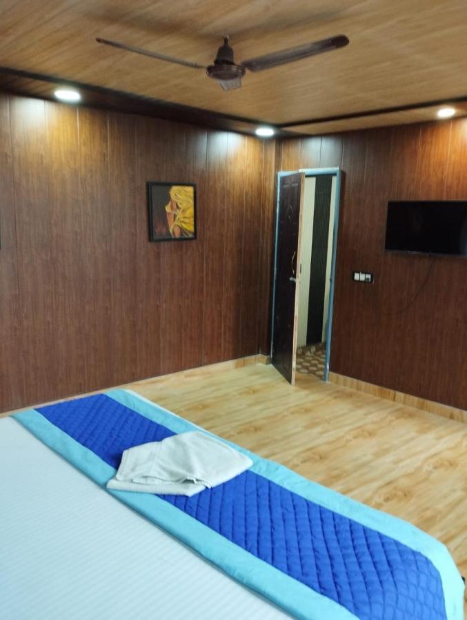 Hotel Pearl Residency Муктесвар Екстериор снимка