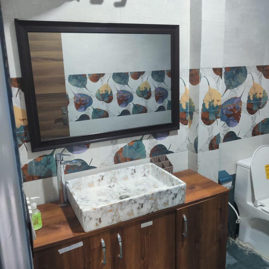 Hotel Pearl Residency Муктесвар Екстериор снимка